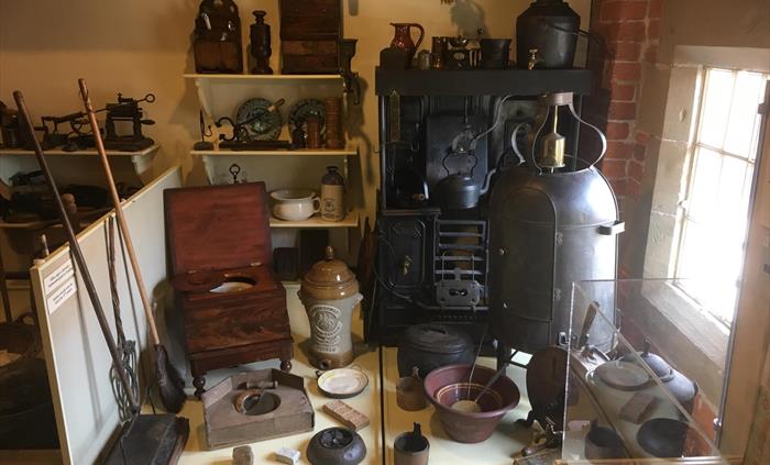 Y Lanfa - Victorian home exhibit